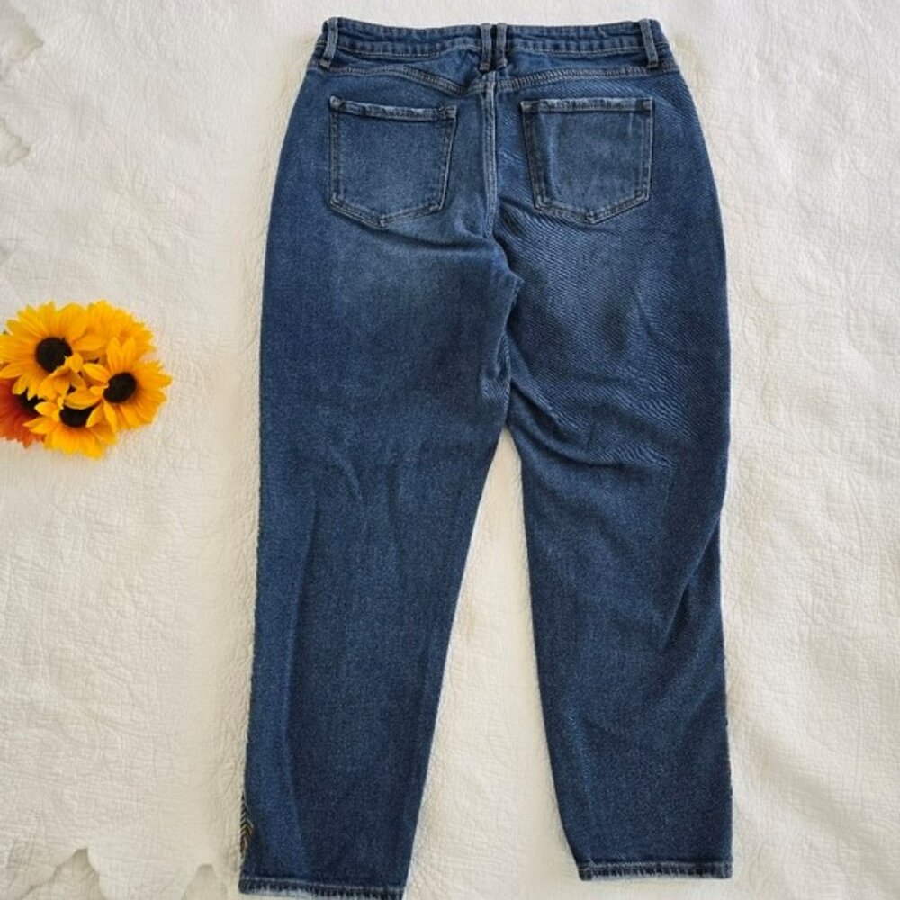 Knox Rose Women's Boyfriend Barrel Jeans Size 10 Blue Denim Rainbow Embroidered - Picture 8 of 12